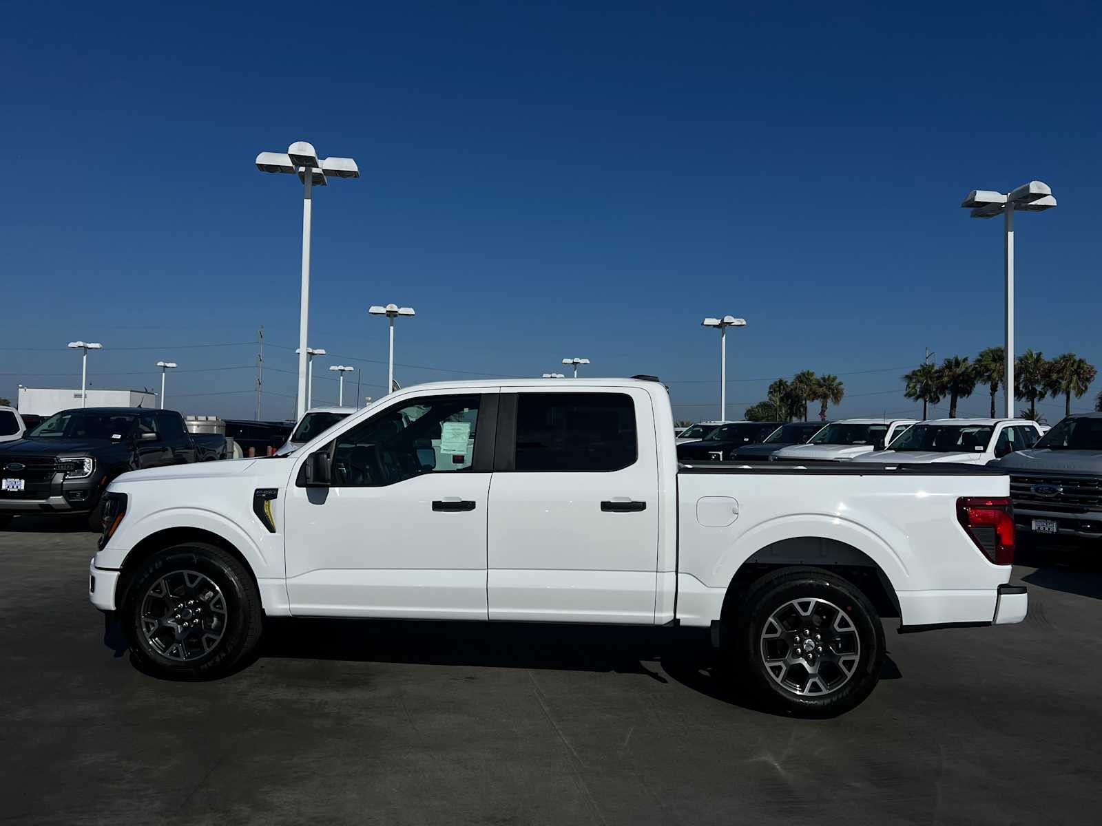 2024 Ford F-150 STX 2WD SuperCrew 5.5 Box