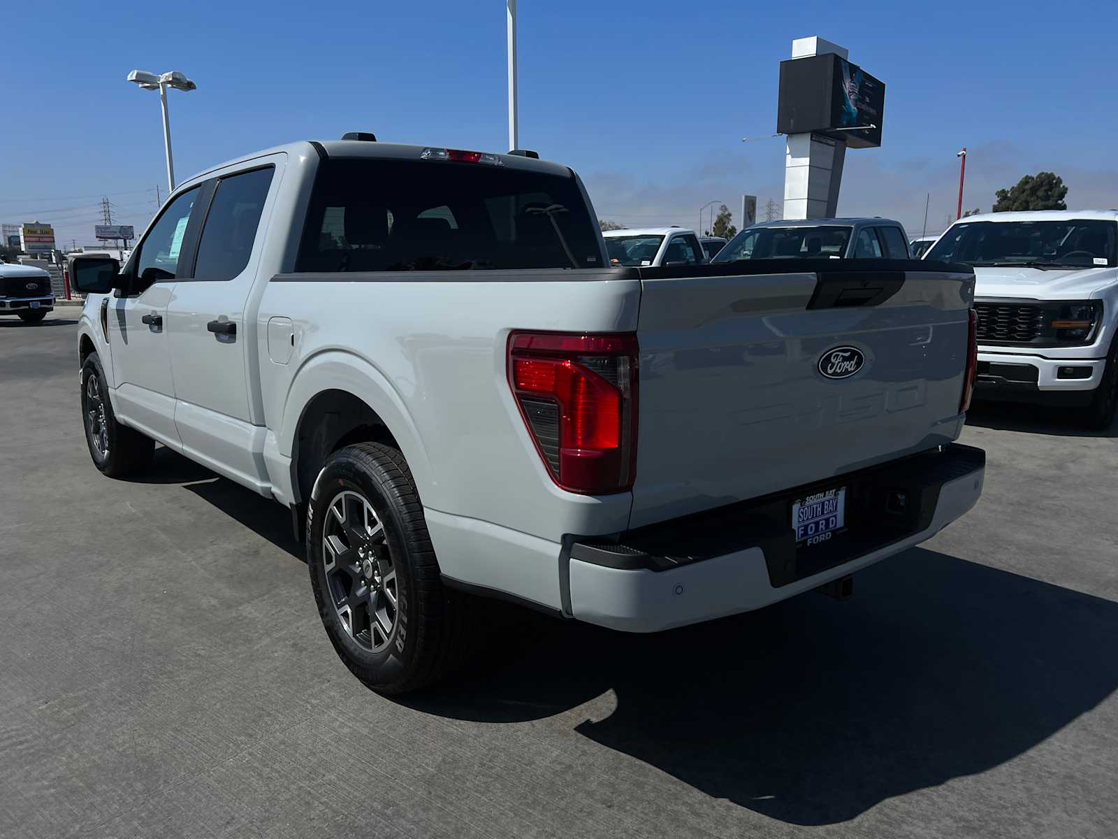 2024 Ford F-150 STX 2WD SuperCrew 5.5 Box