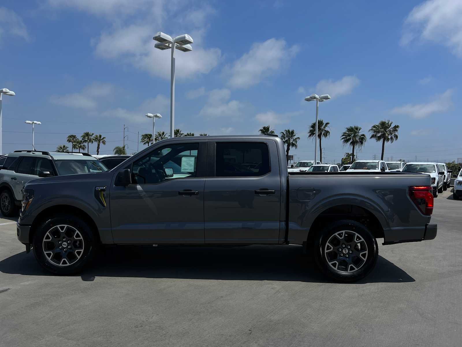 2024 Ford F-150 STX 2WD SuperCrew 5.5 Box