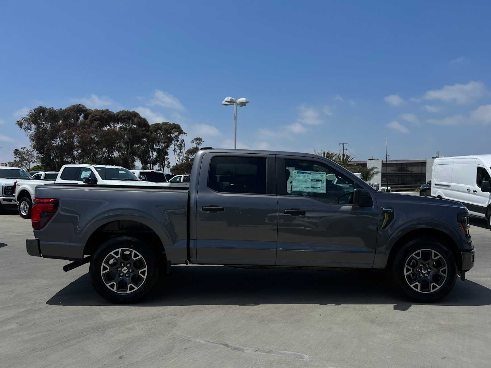 2024 Ford F-150 STX 2WD SuperCrew 5.5 Box