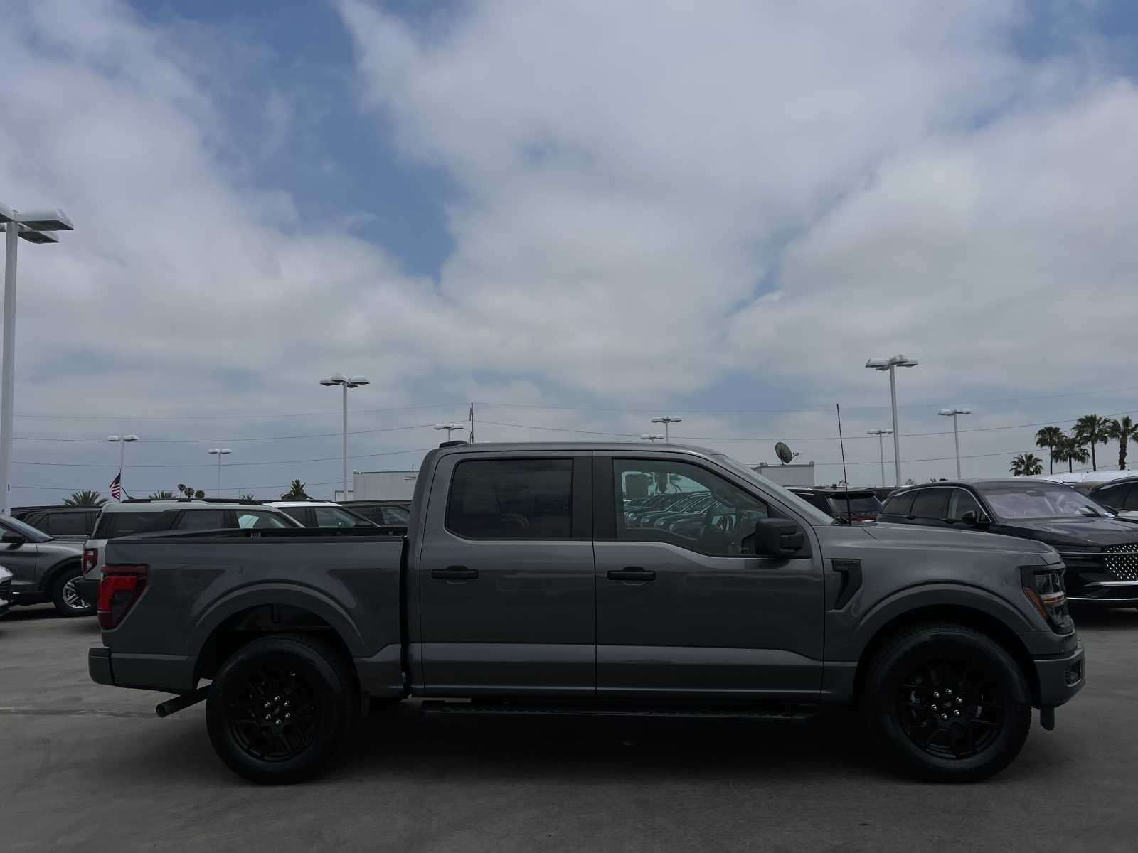 2024 Ford F-150 STX 2WD SuperCrew 5.5 Box