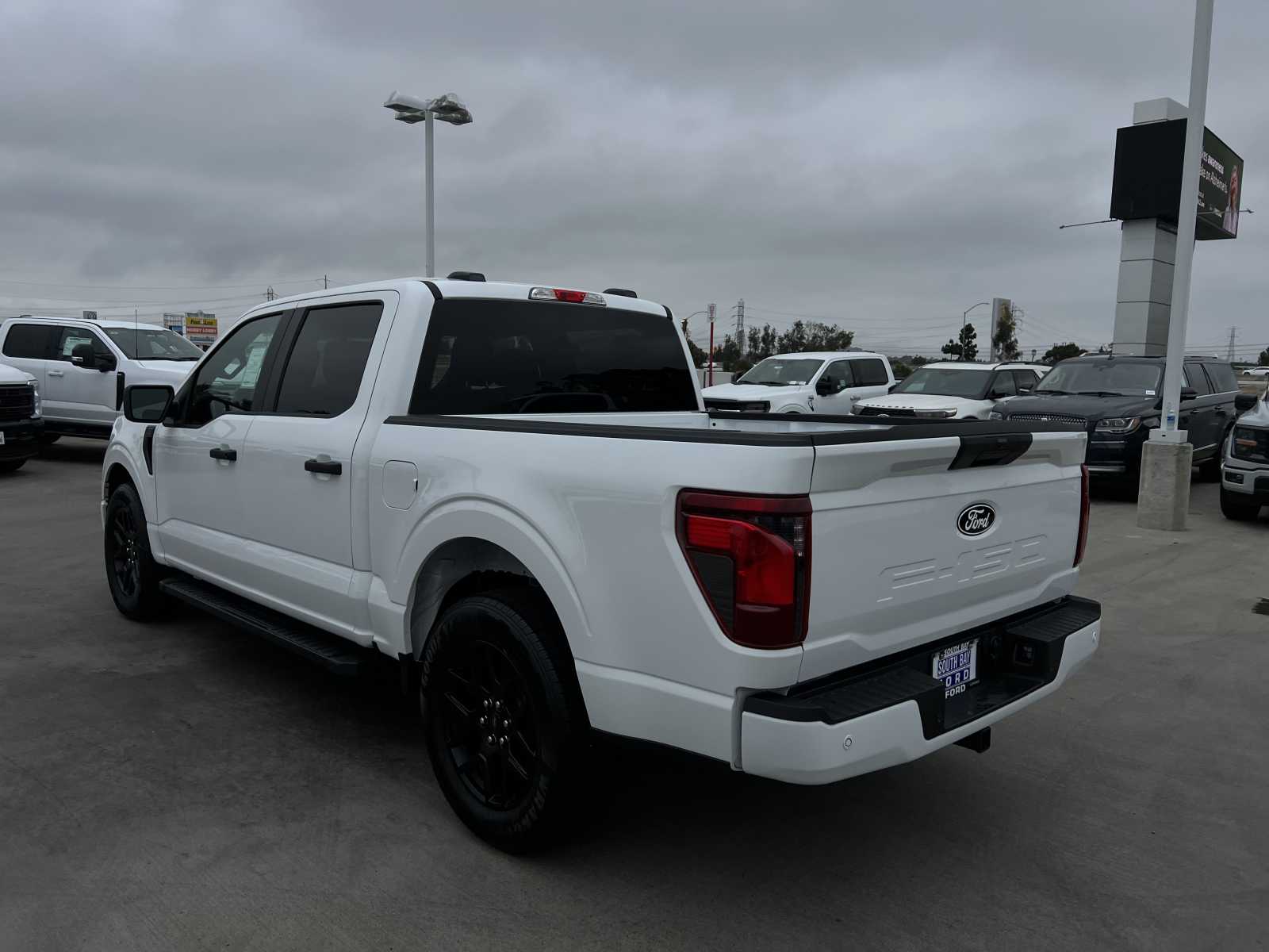 2024 Ford F-150 STX 2WD SuperCrew 5.5 Box