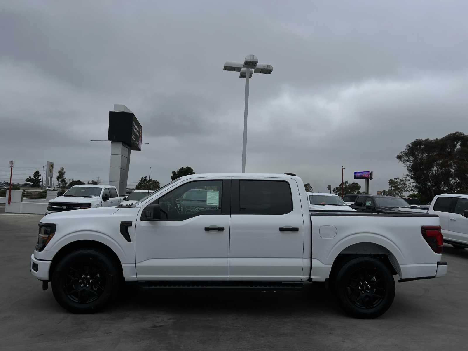 2024 Ford F-150 STX 2WD SuperCrew 5.5 Box