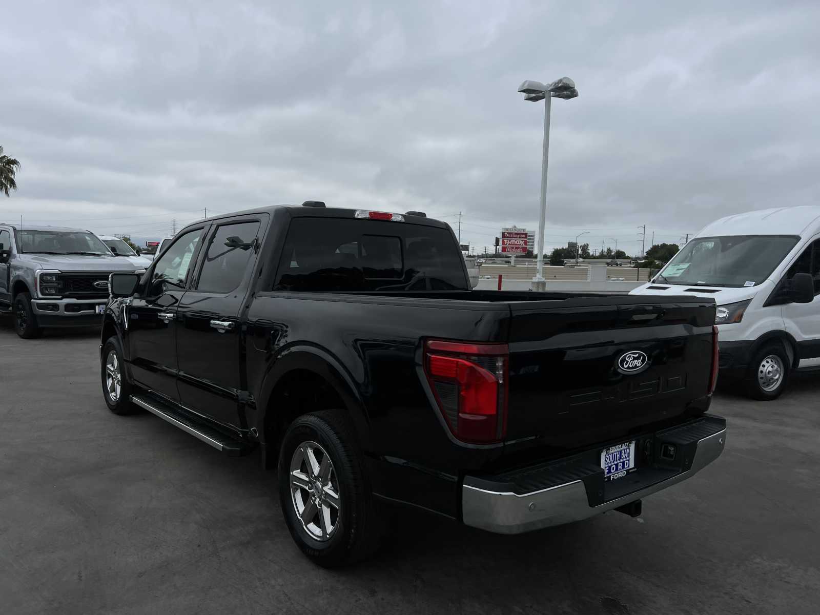 2024 Ford F-150 XLT 2WD SuperCrew 5.5 Box