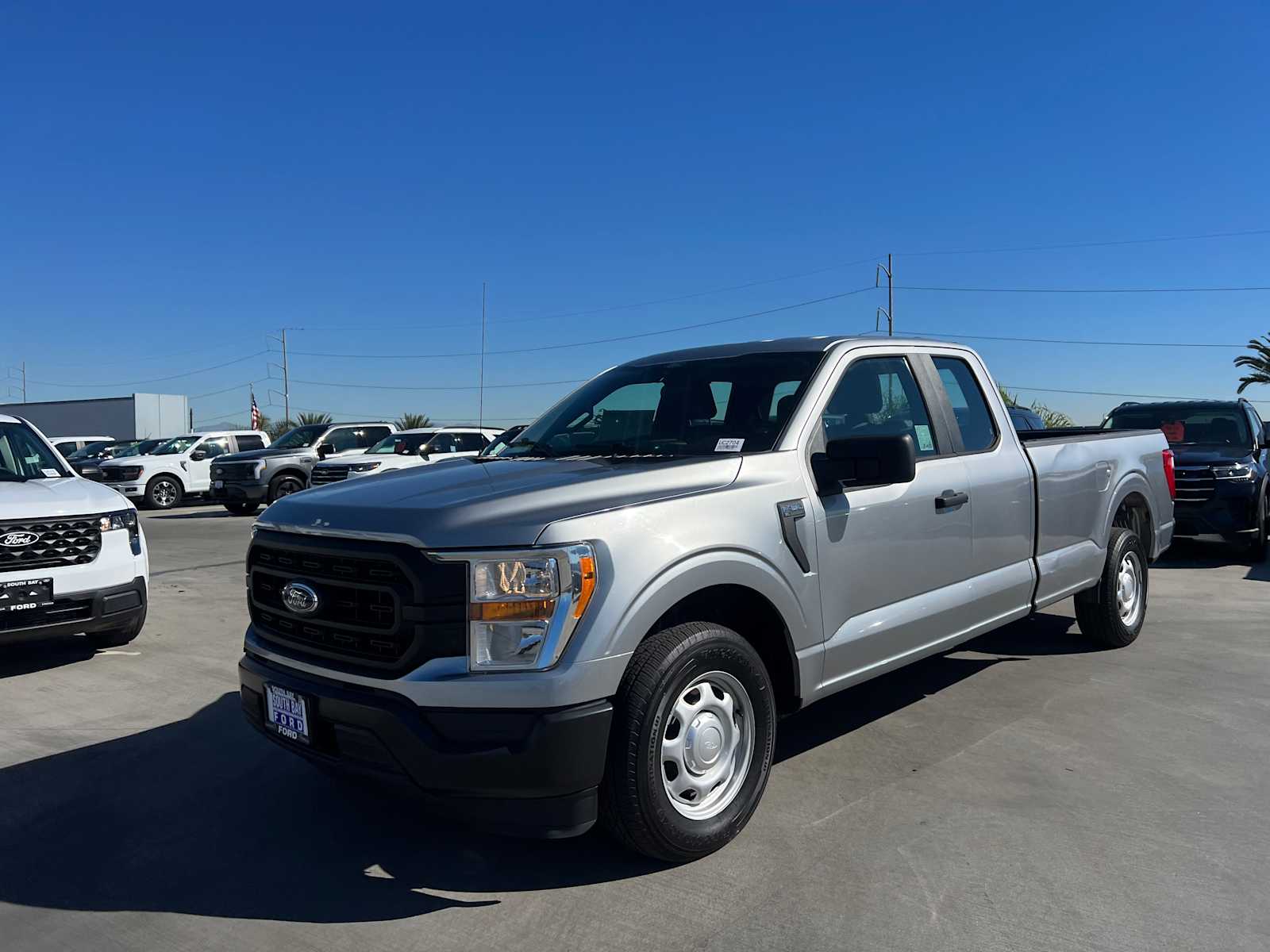 2021 Ford F-150 XL's photo