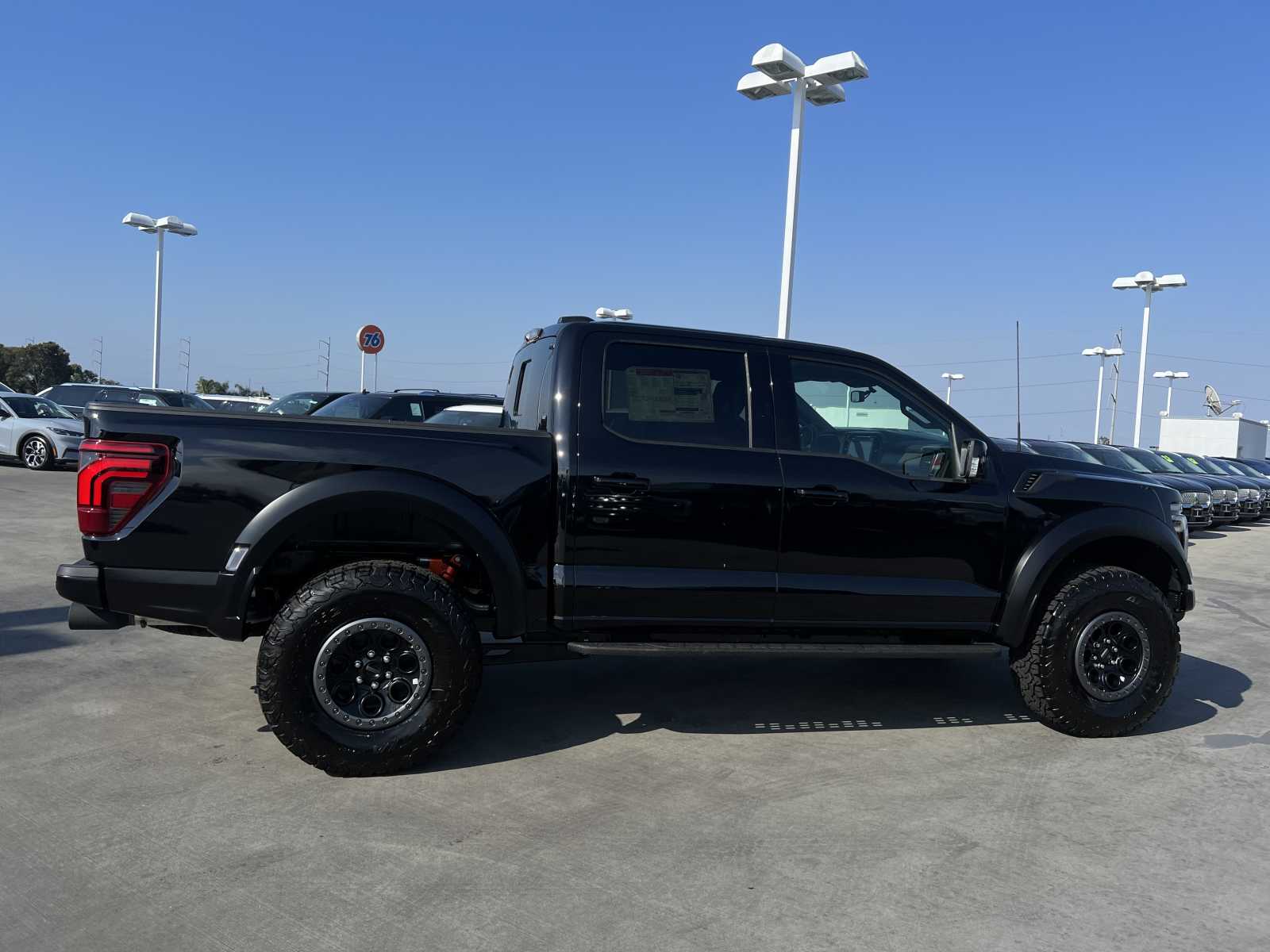 2024 Ford F-150 Raptor 4WD SuperCrew 5.5 Box