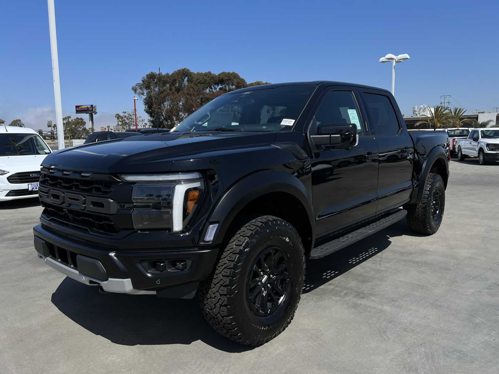 2024 Ford F-150 Raptor 4WD SuperCrew 5.5 Box