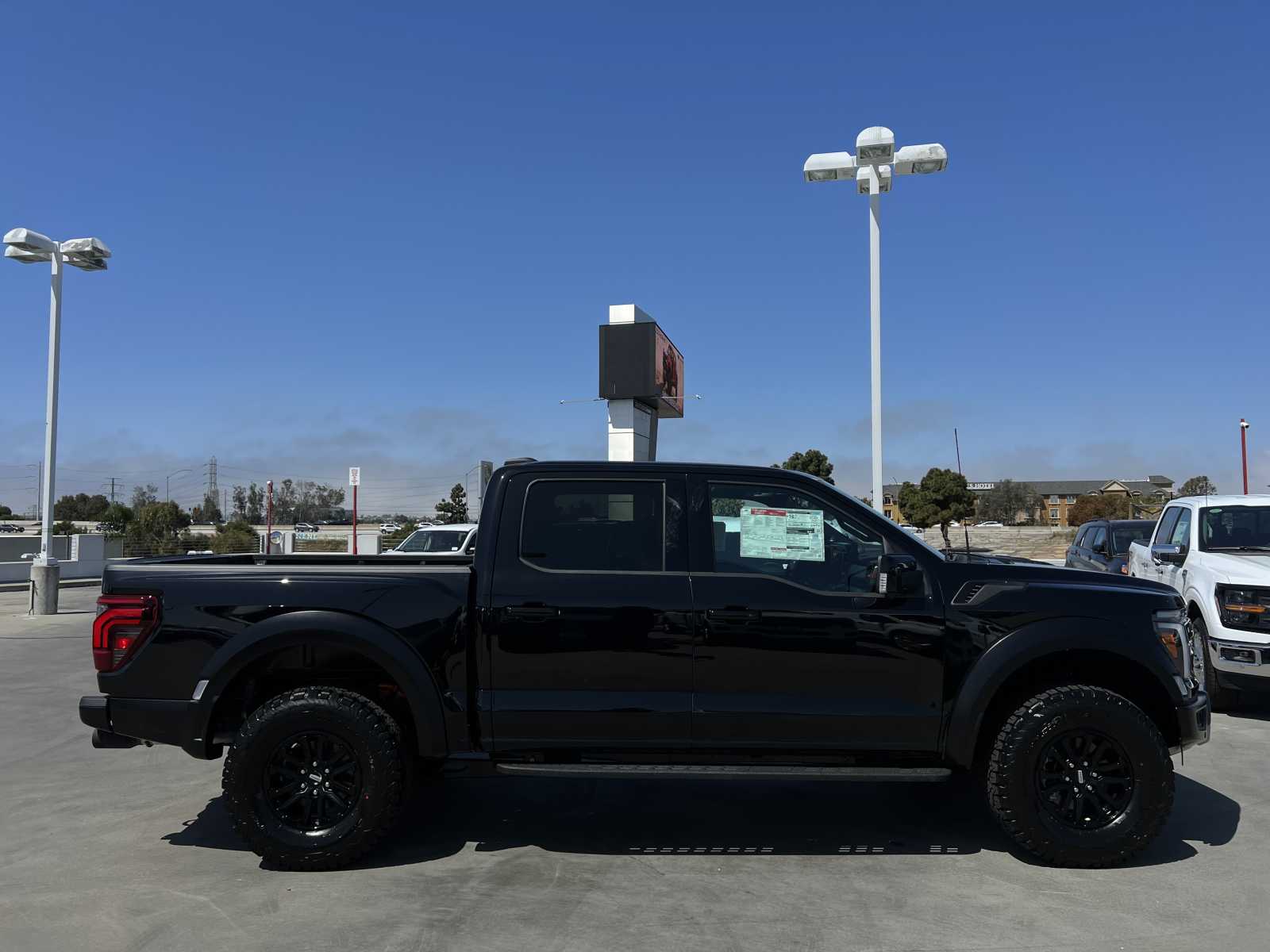 2024 Ford F-150 Raptor 4WD SuperCrew 5.5 Box