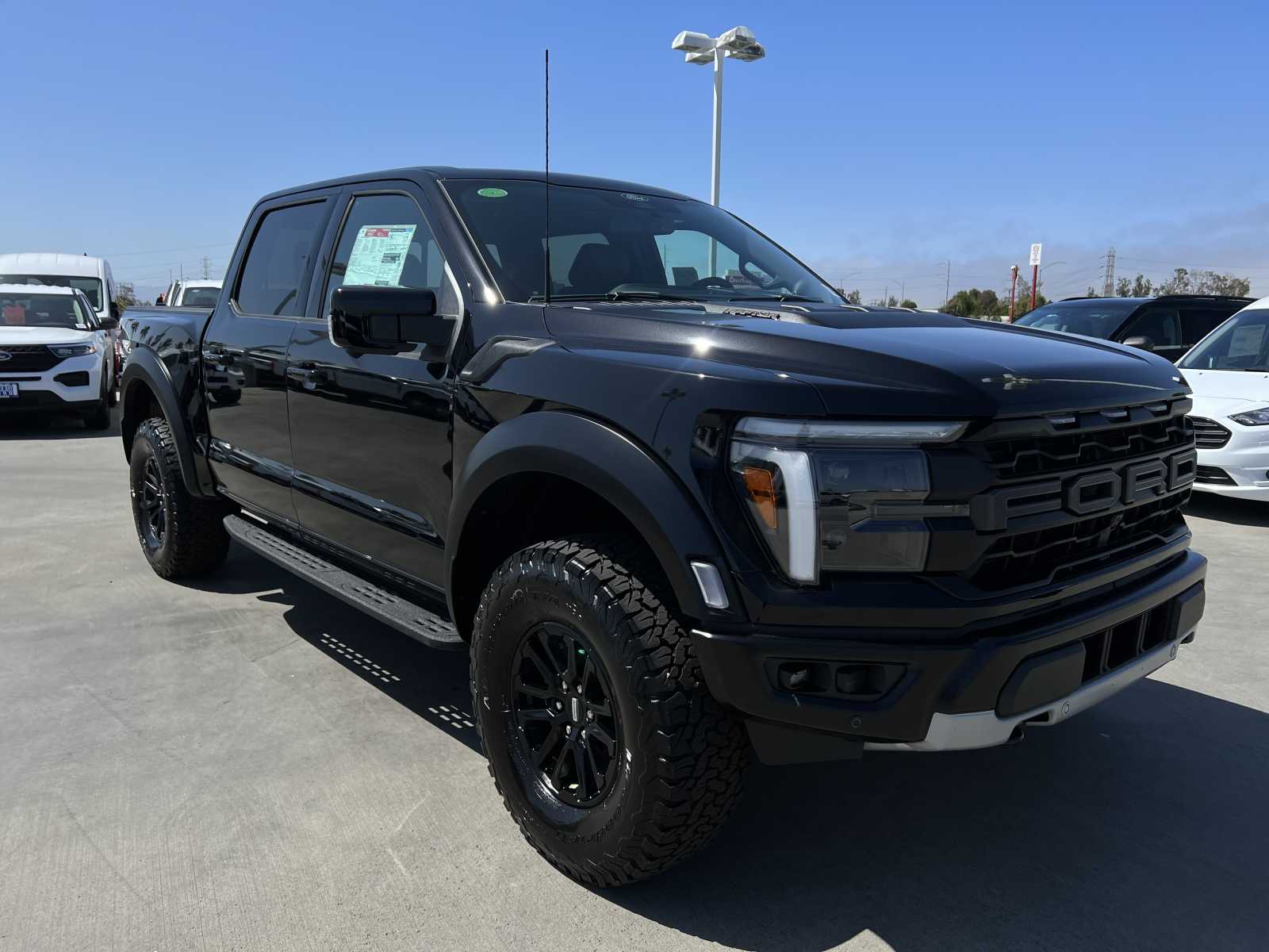 2024 Ford F-150 Raptor 4WD SuperCrew 5.5 Box