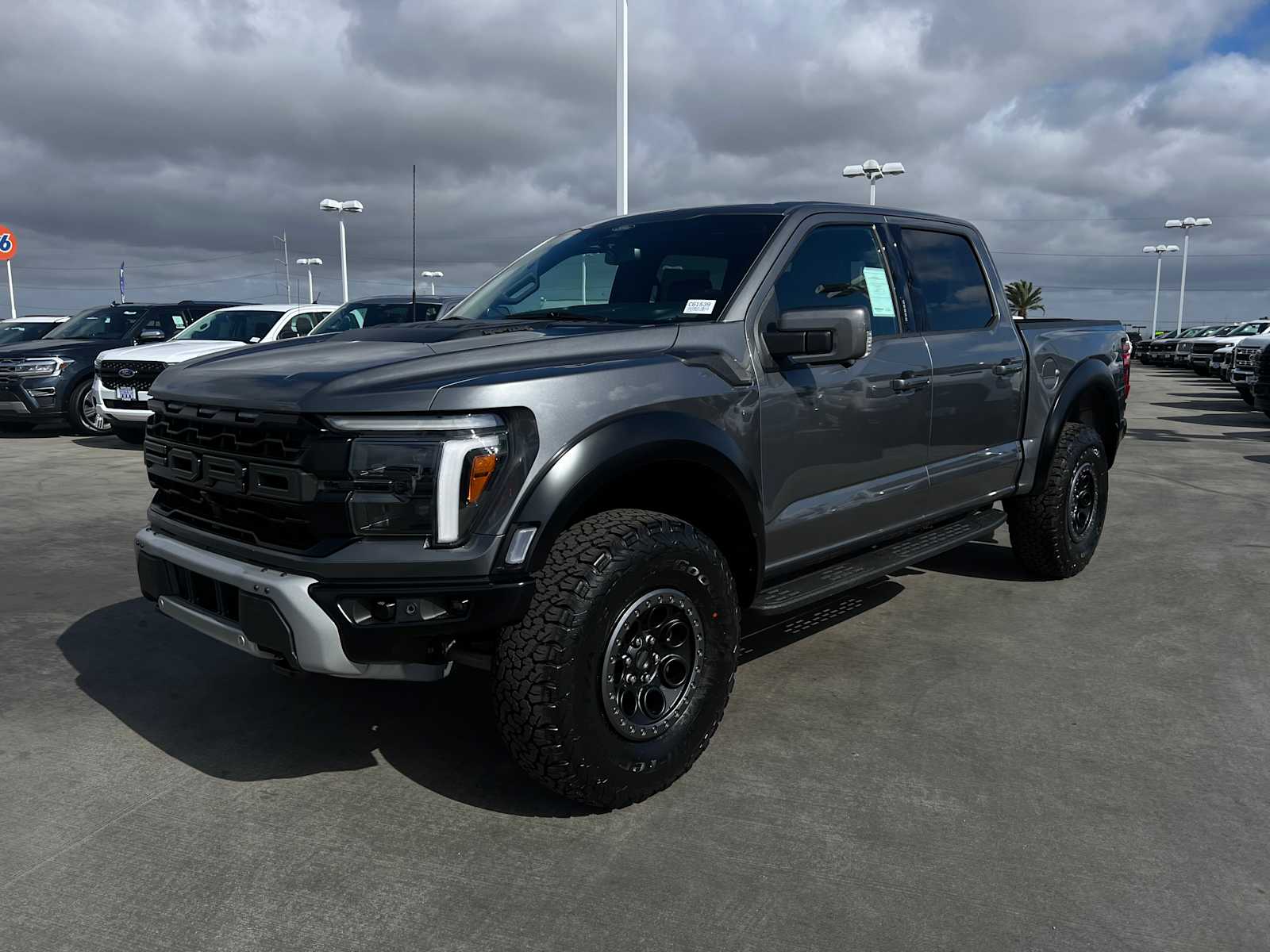 2024 Ford F-150 Raptor 4WD SuperCrew 5.5 Box