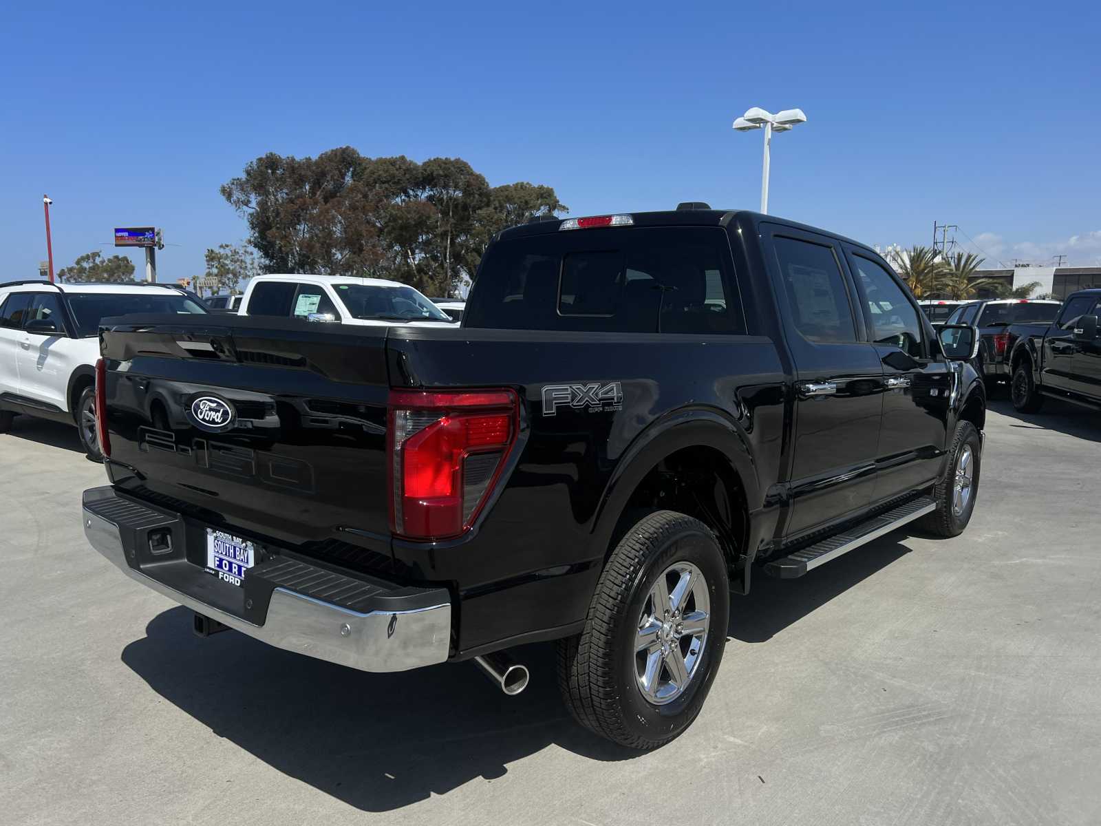 2024 Ford F-150 XLT 4WD SuperCrew 5.5 Box