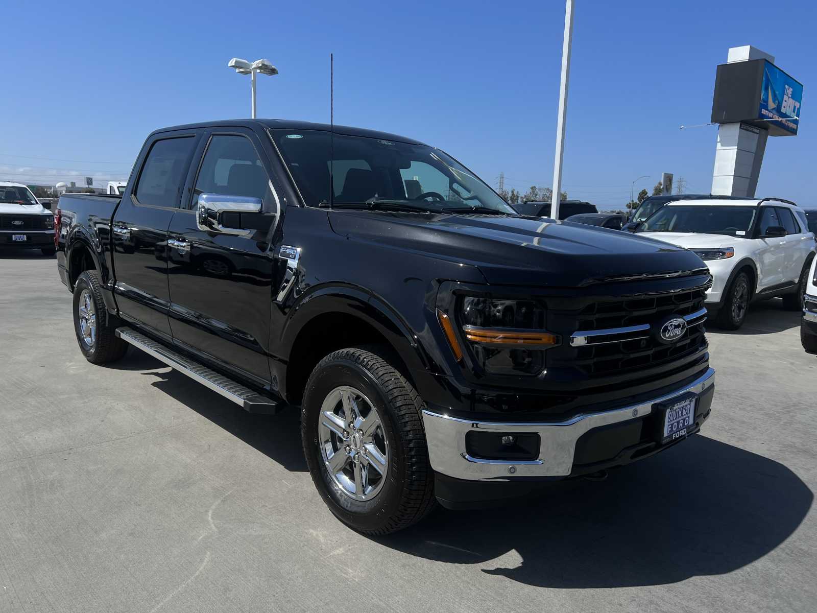 2024 Ford F-150 XLT 4WD SuperCrew 5.5 Box