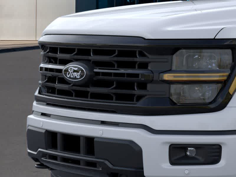 2025 Ford F-150 XLT photo 14
