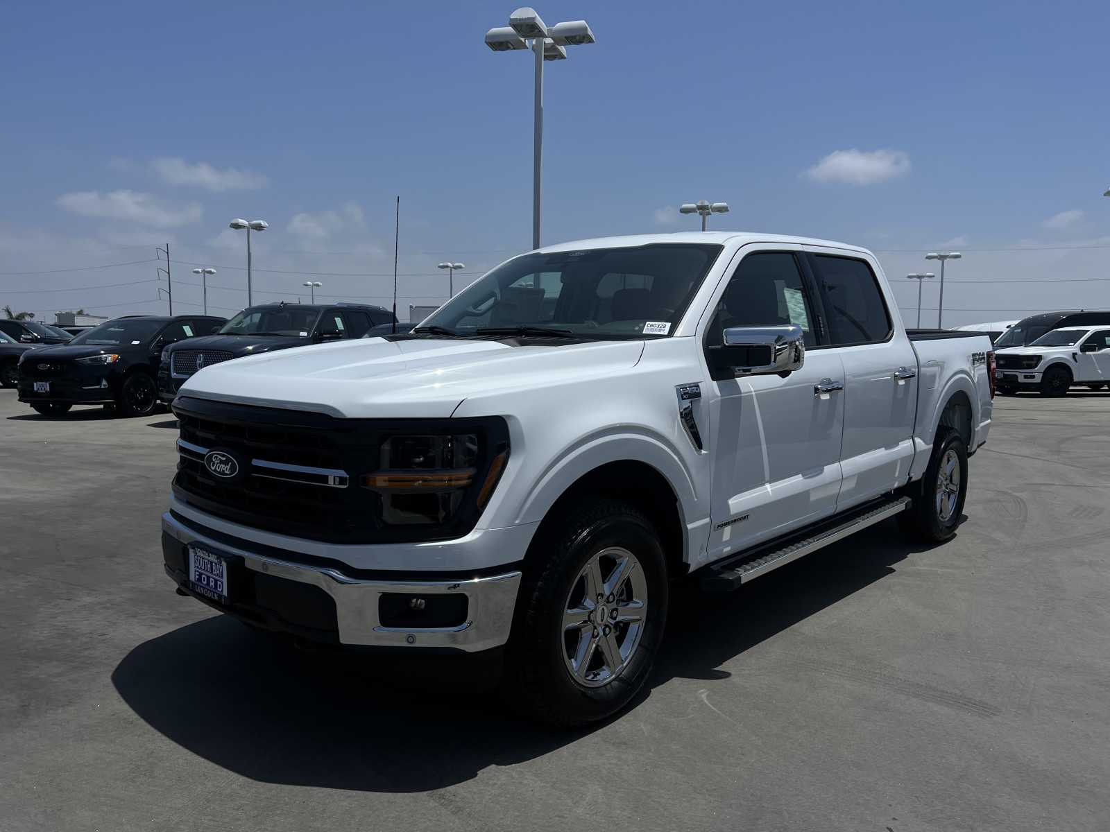 2024 Ford F-150 XLT 4WD SuperCrew 5.5 Box