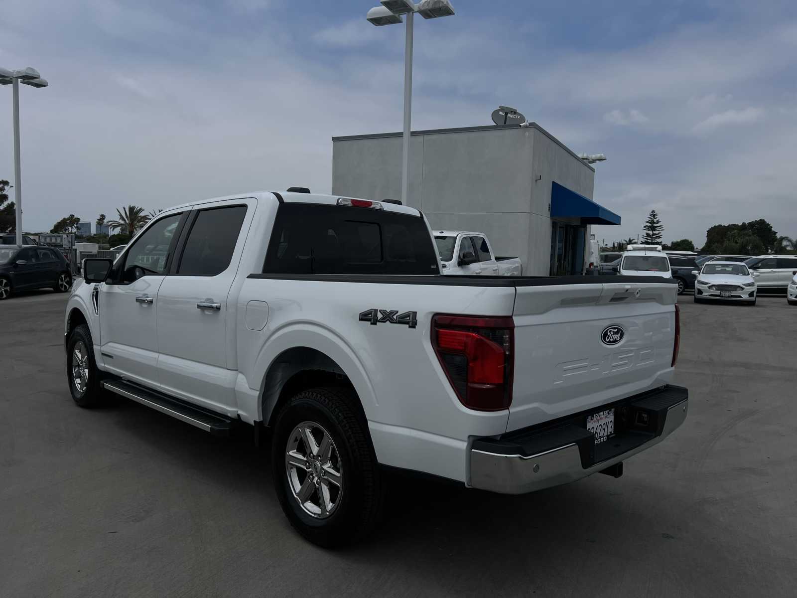 2024 Ford F-150 XLT 4WD SuperCrew 5.5 Box