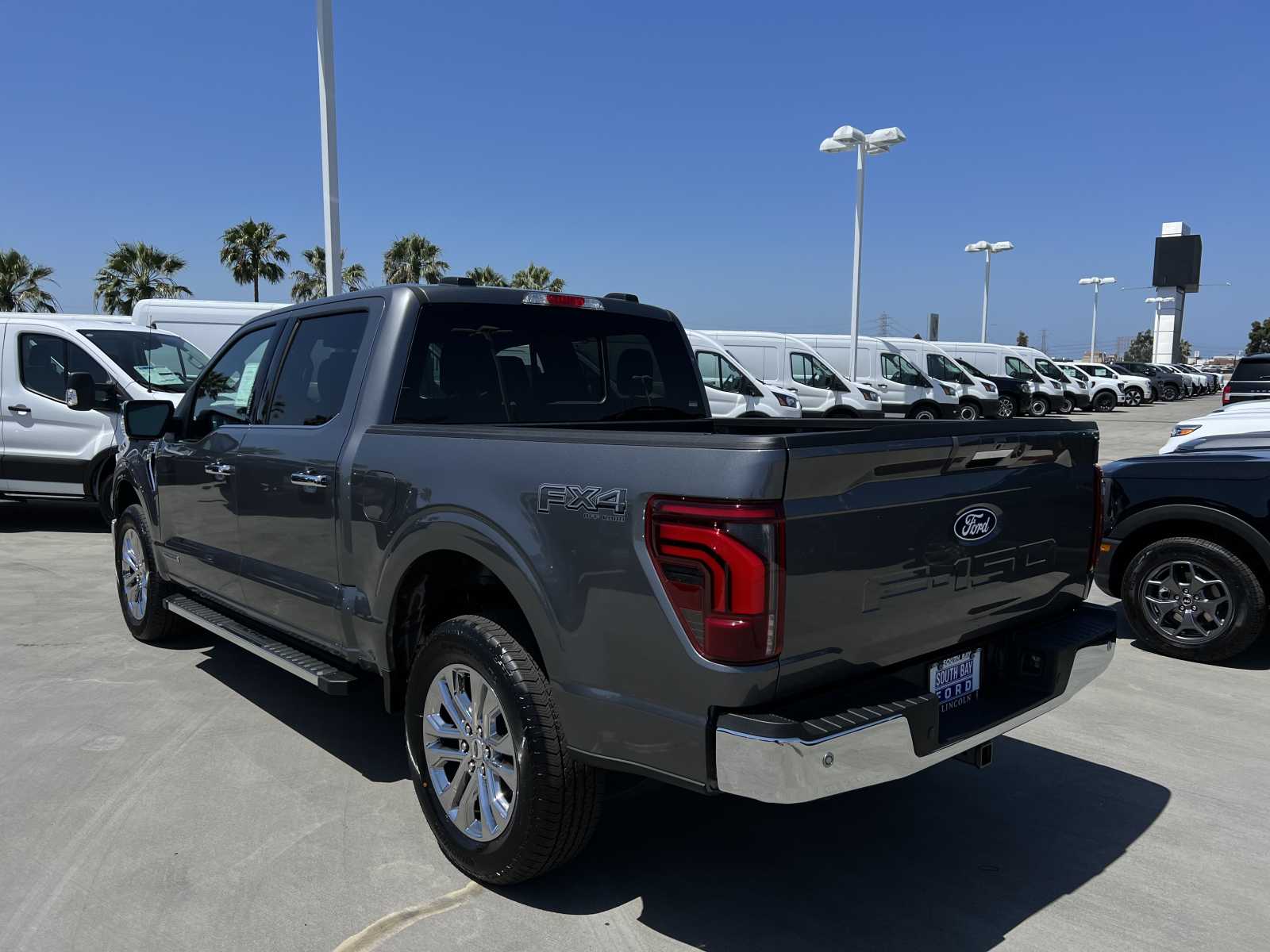 2024 Ford F-150 LARIAT