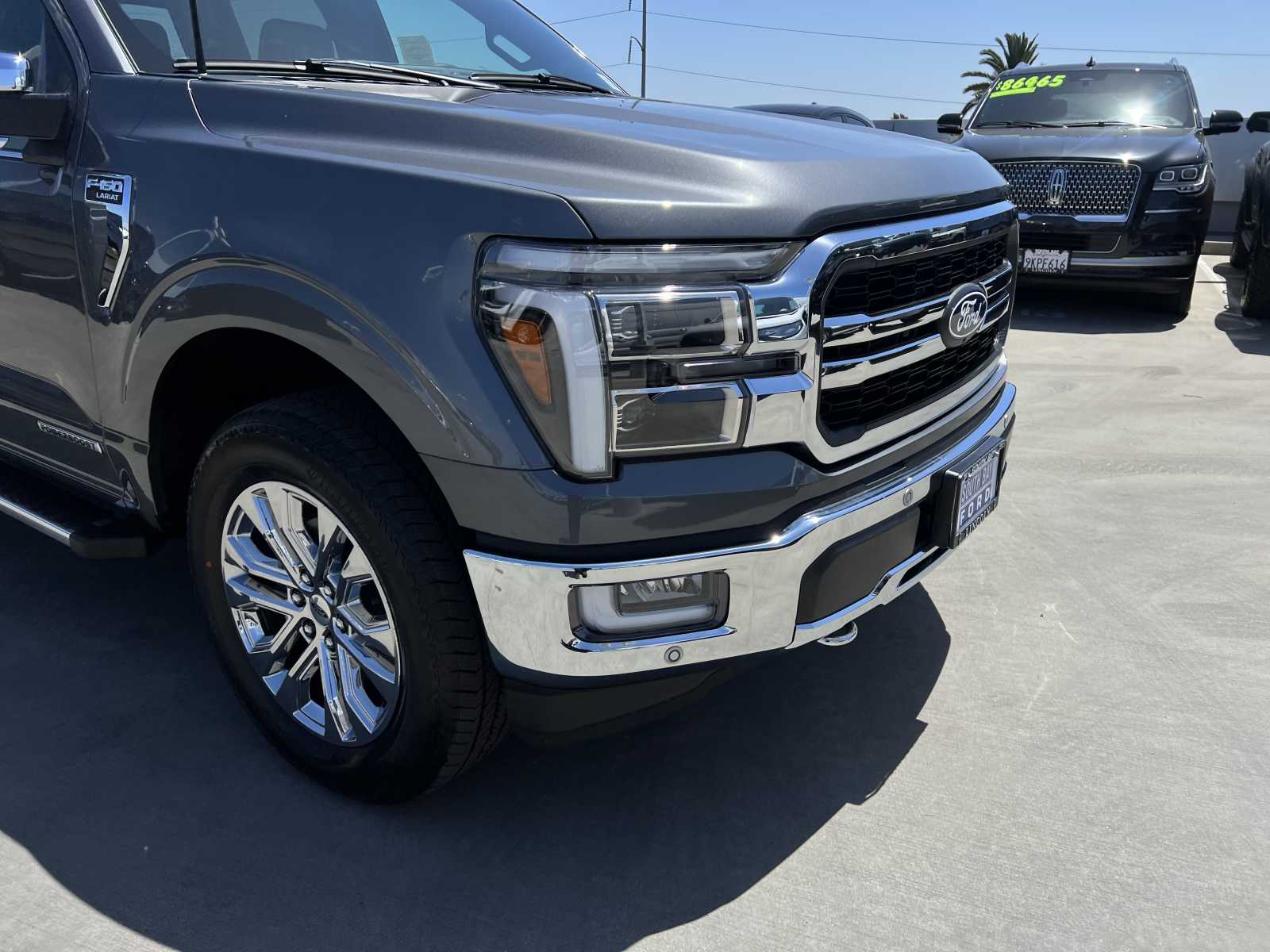 2024 Ford F-150 LARIAT