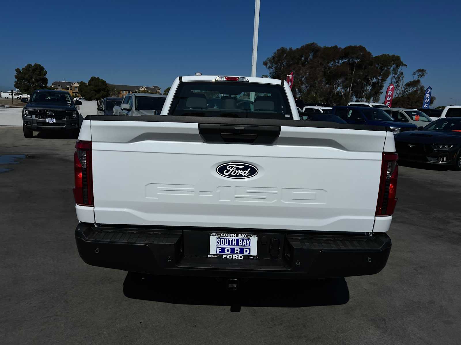 2024 Ford F-150 XL 2WD Reg Cab 8 Box