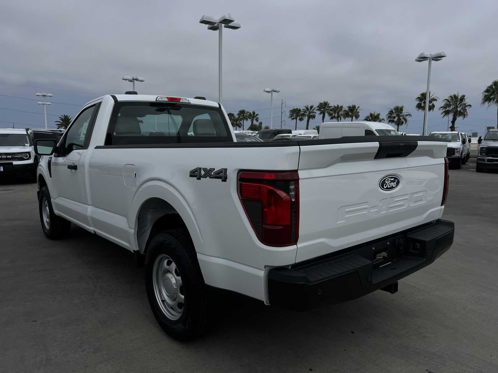 2024 Ford F-150 XL 4WD Reg Cab 8 Box