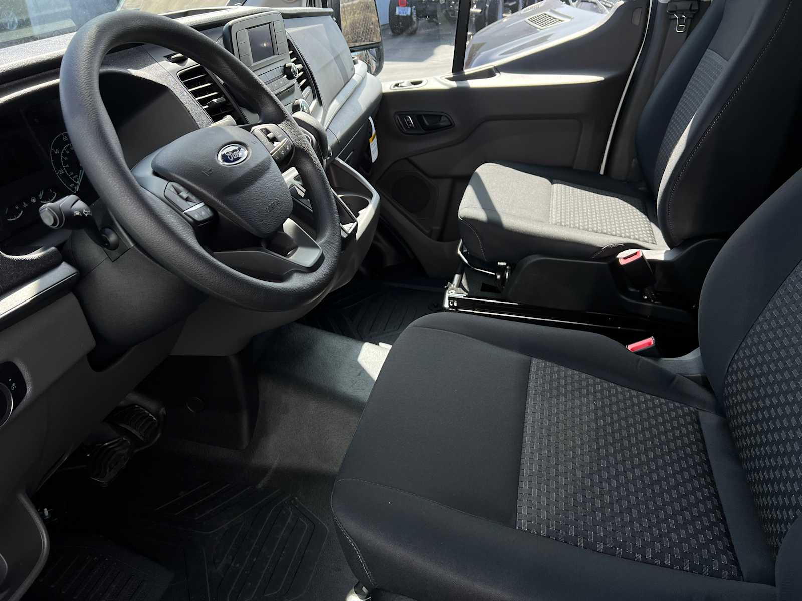 2024 Ford Transit 