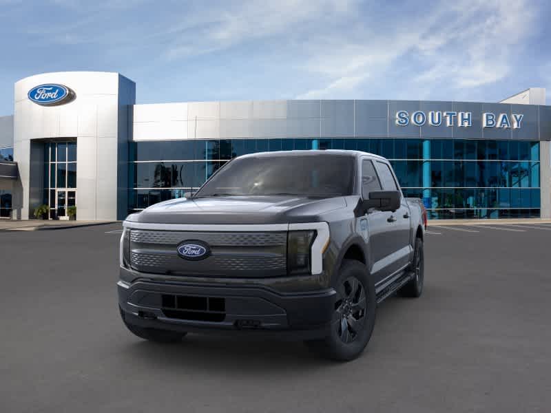 2024 Ford F-150 Lightning Flash 4WD SuperCrew 5.5 Box