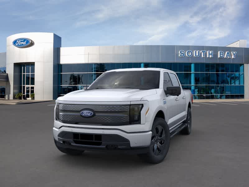 2024 Ford F-150 Lightning Flash 4WD SuperCrew 5.5 Box