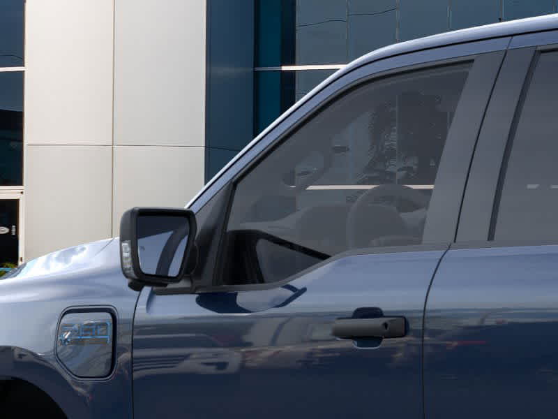2025 Ford F-150 Lightning XLT photo 20