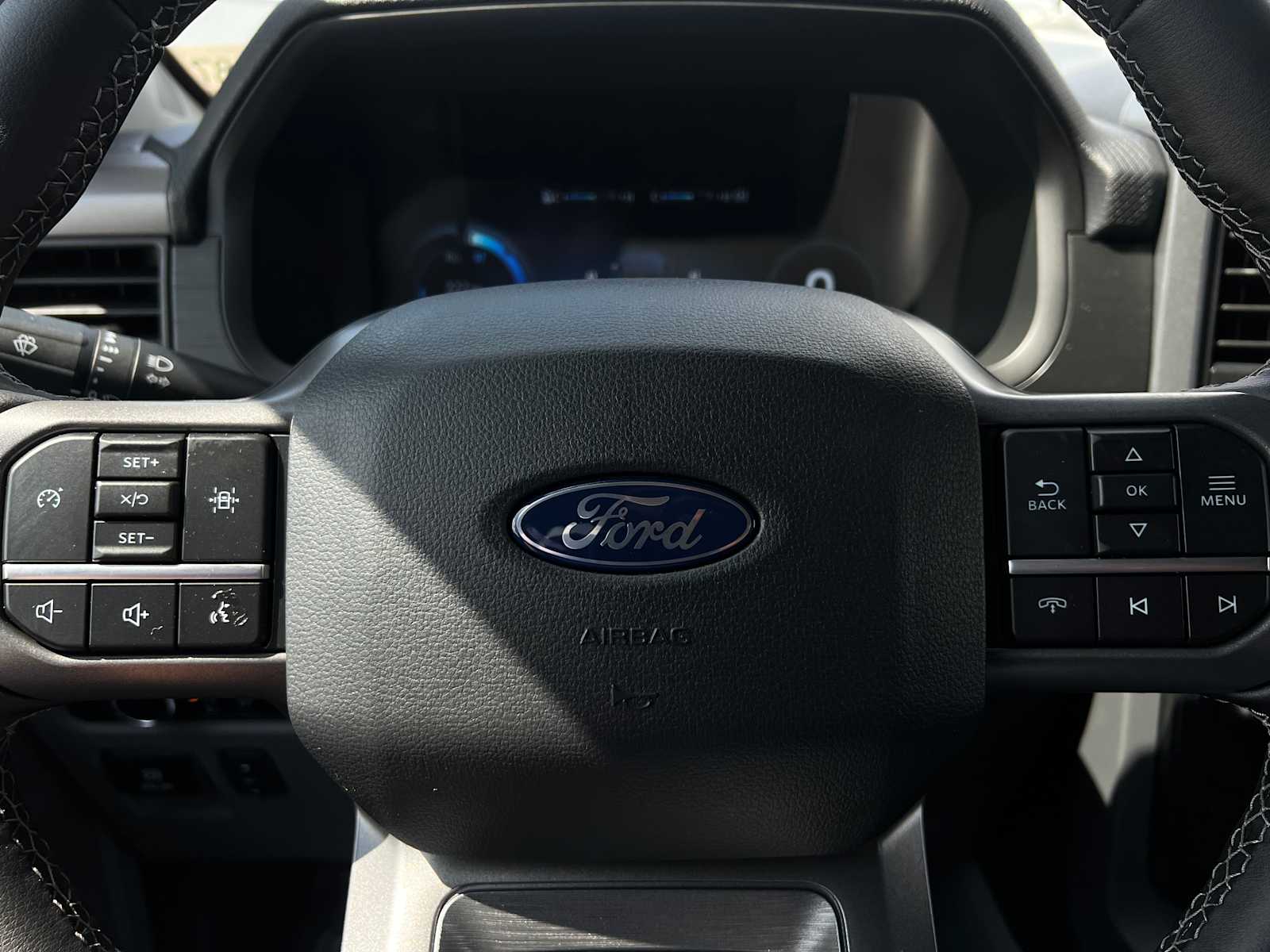 2025 Ford F-150 Lightning XLT photo 37