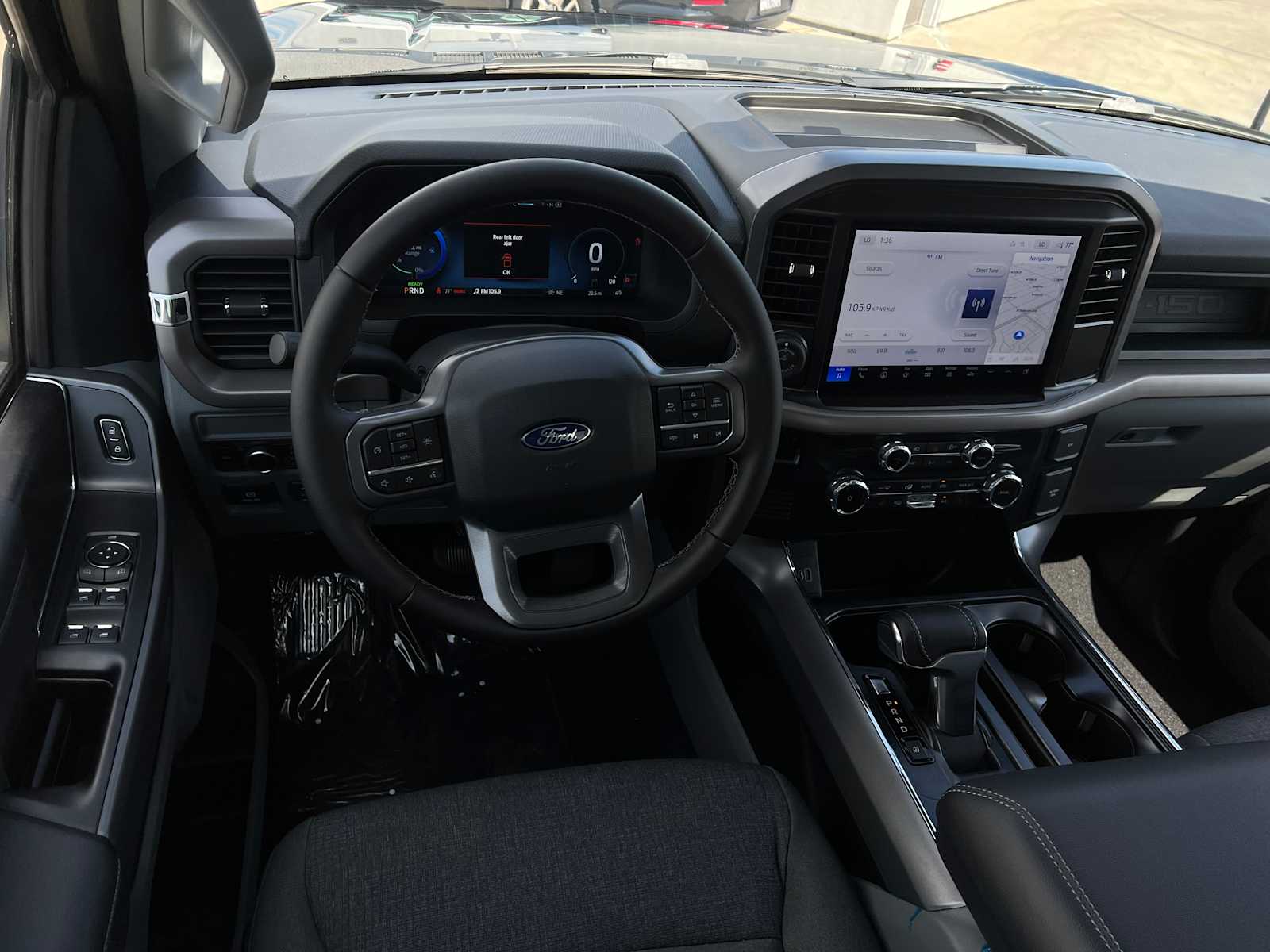 2025 Ford F-150 Lightning XLT photo 42