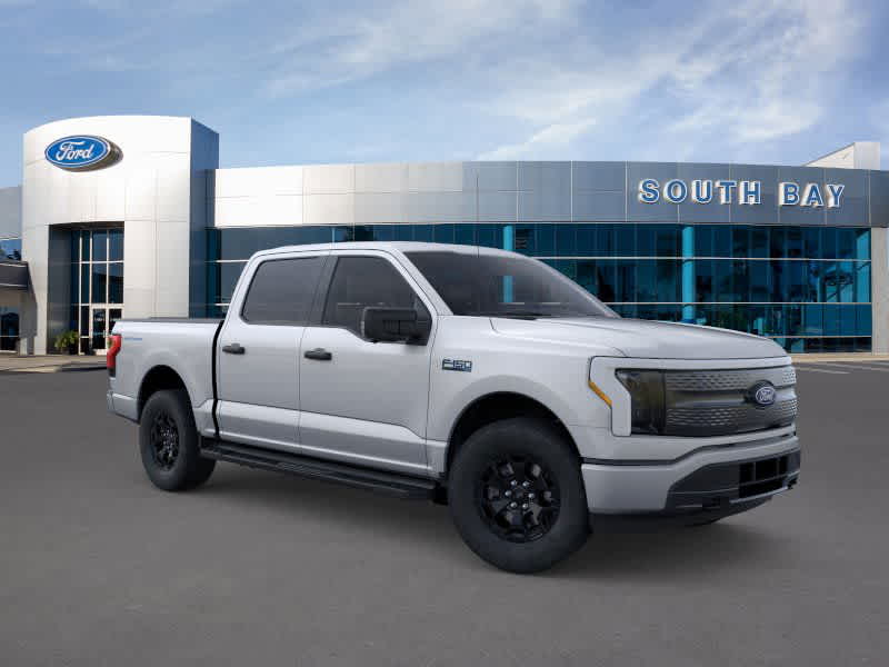 2025 Ford F-150 Lightning XLT