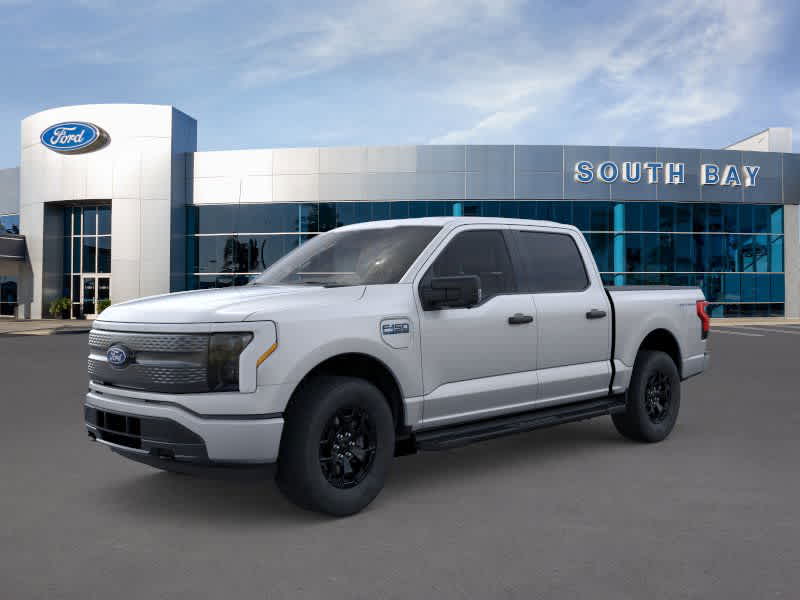2025 Ford F-150 Lightning XLT's photo