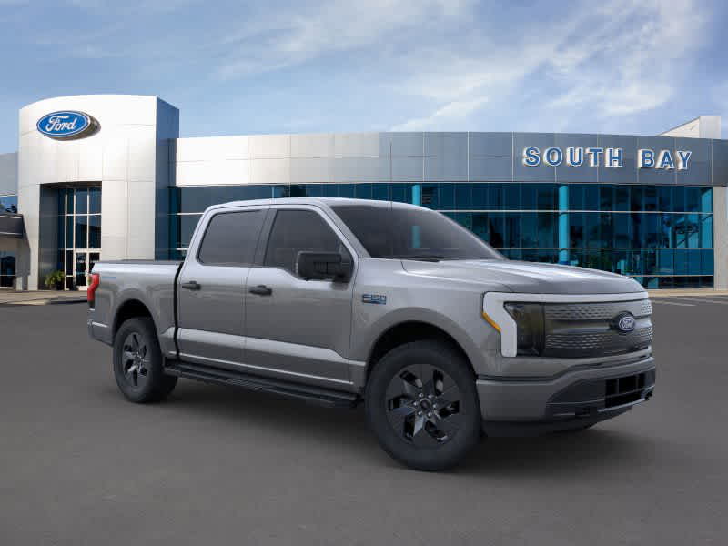 2024 Ford F-150 Lightning XLT 4WD SuperCrew 5.5 Box