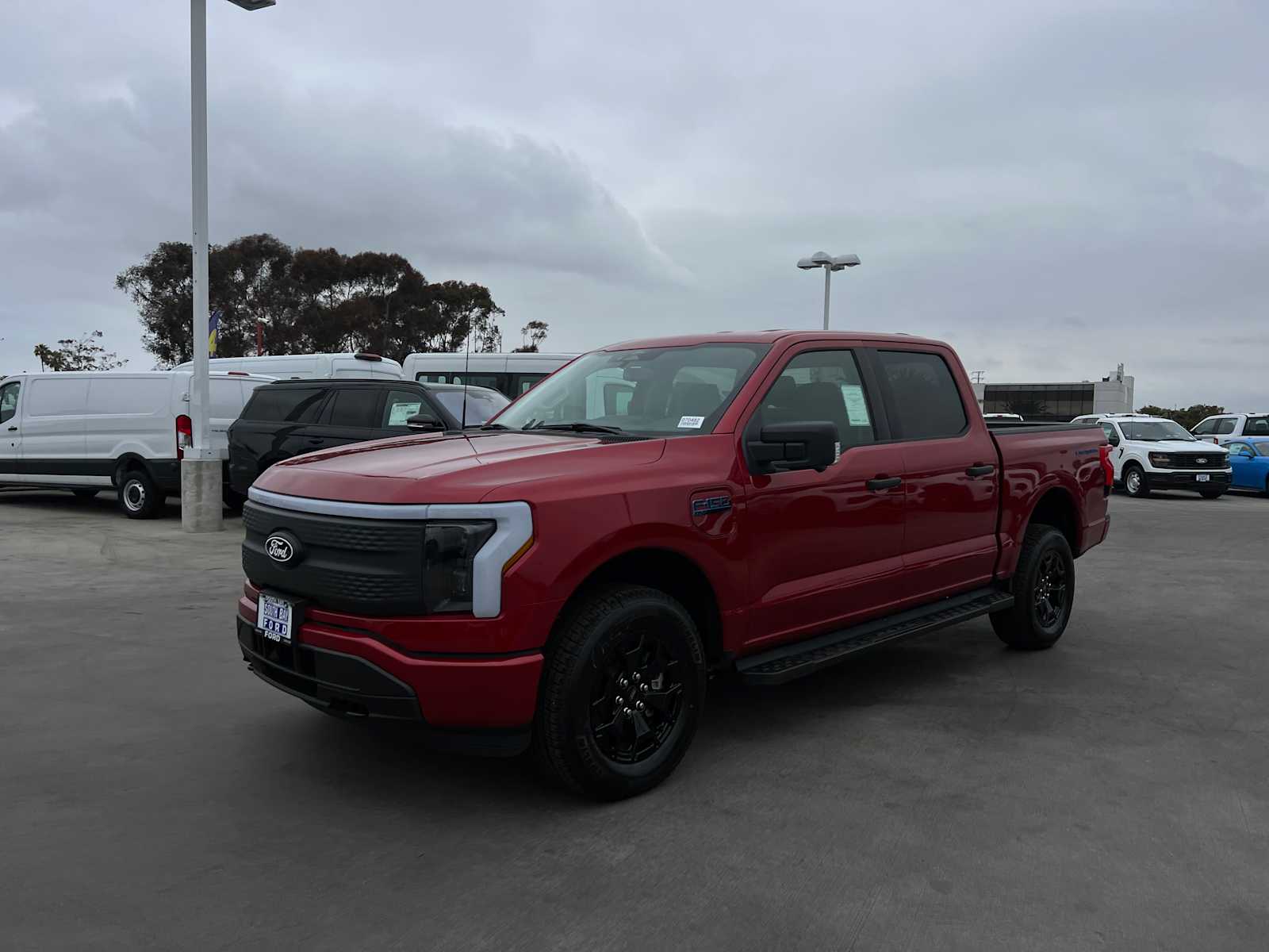 2025 Ford F-150 Lightning XLT