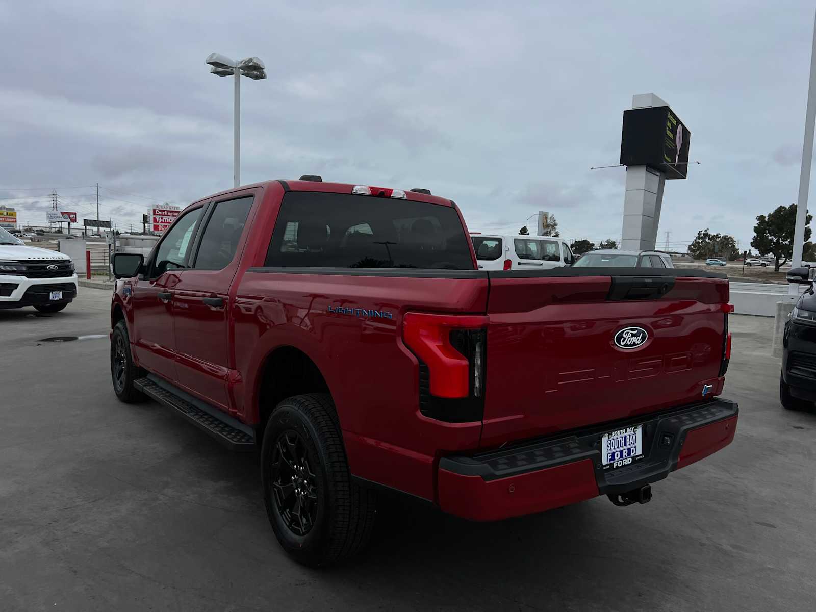 2025 Ford F-150 Lightning XLT