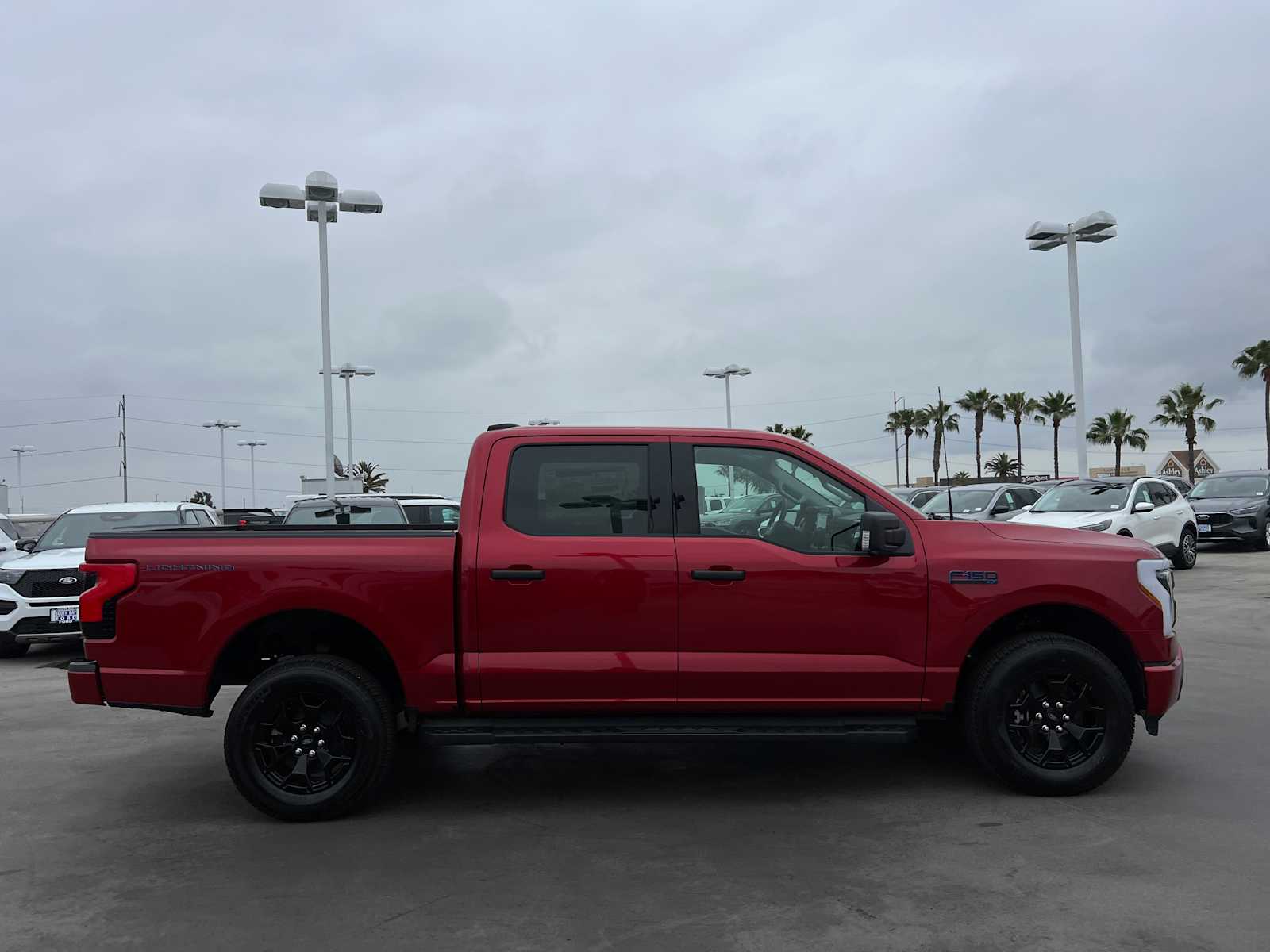 2025 Ford F-150 Lightning XLT