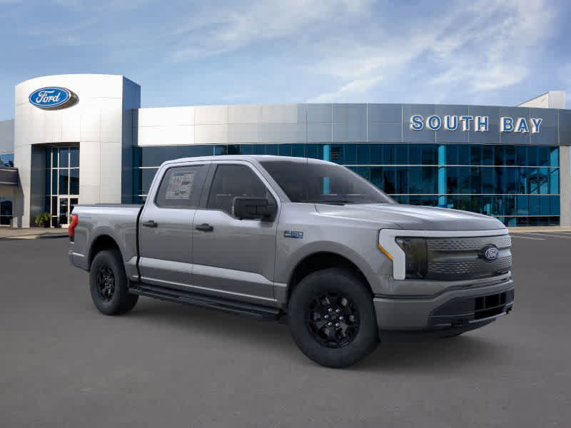 2025 Ford F-150 Lightning XLT