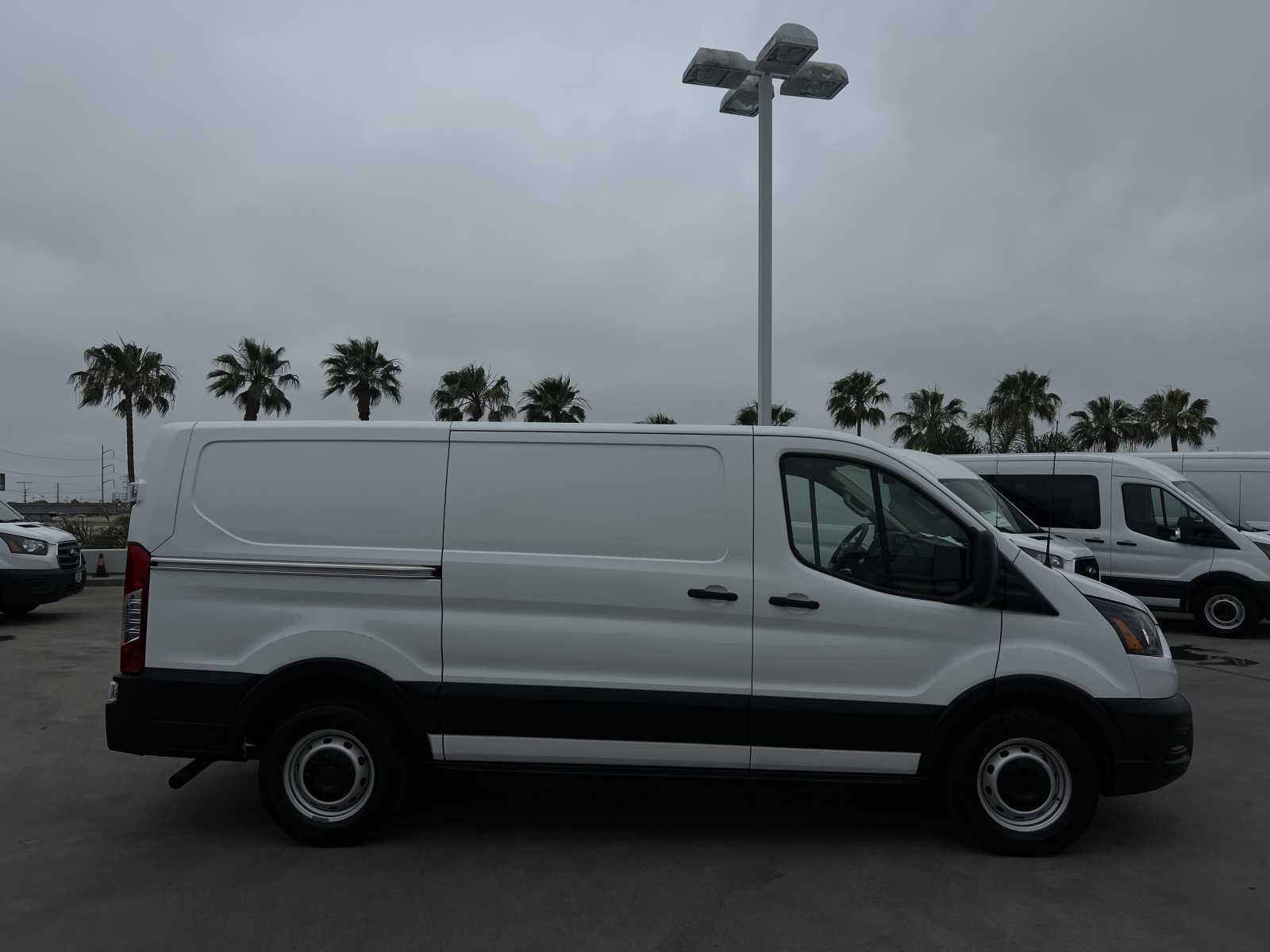 2021 Ford Transit 