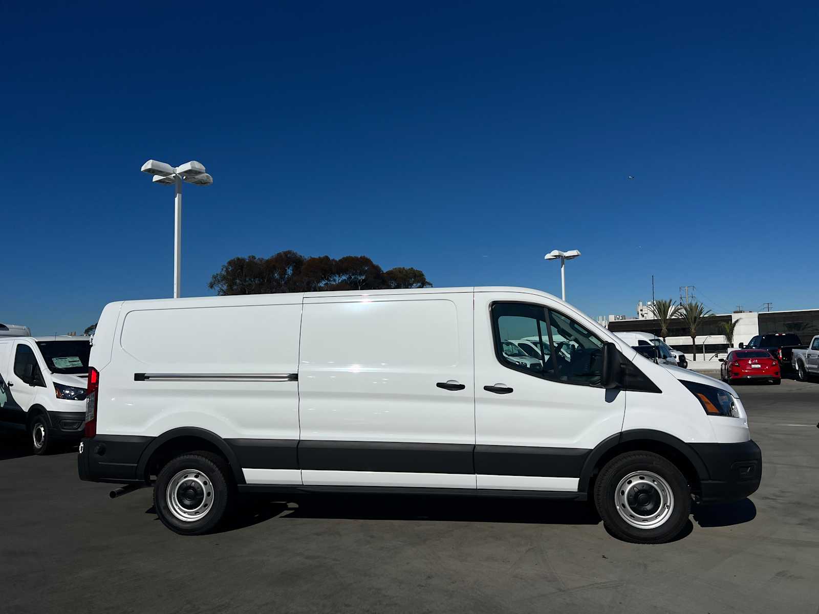 2025 Ford Transit 2025 Ford Transit
