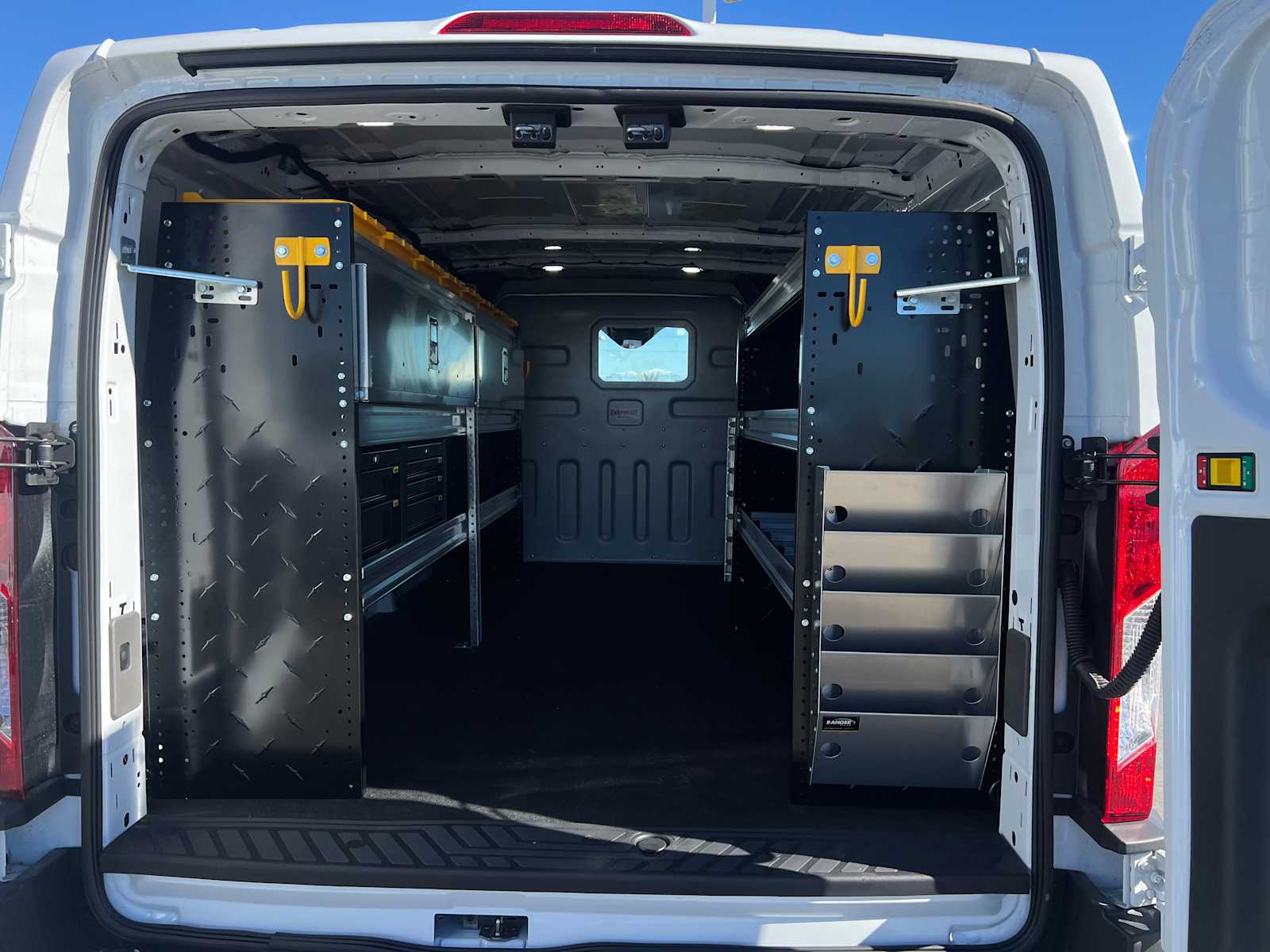 2025 Ford Transit 2025 Ford Transit