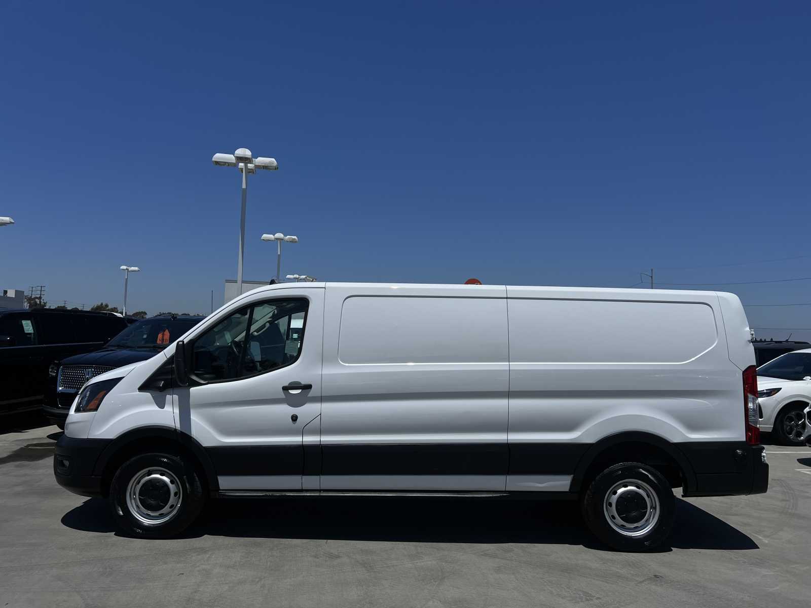 2023 Ford Transit 