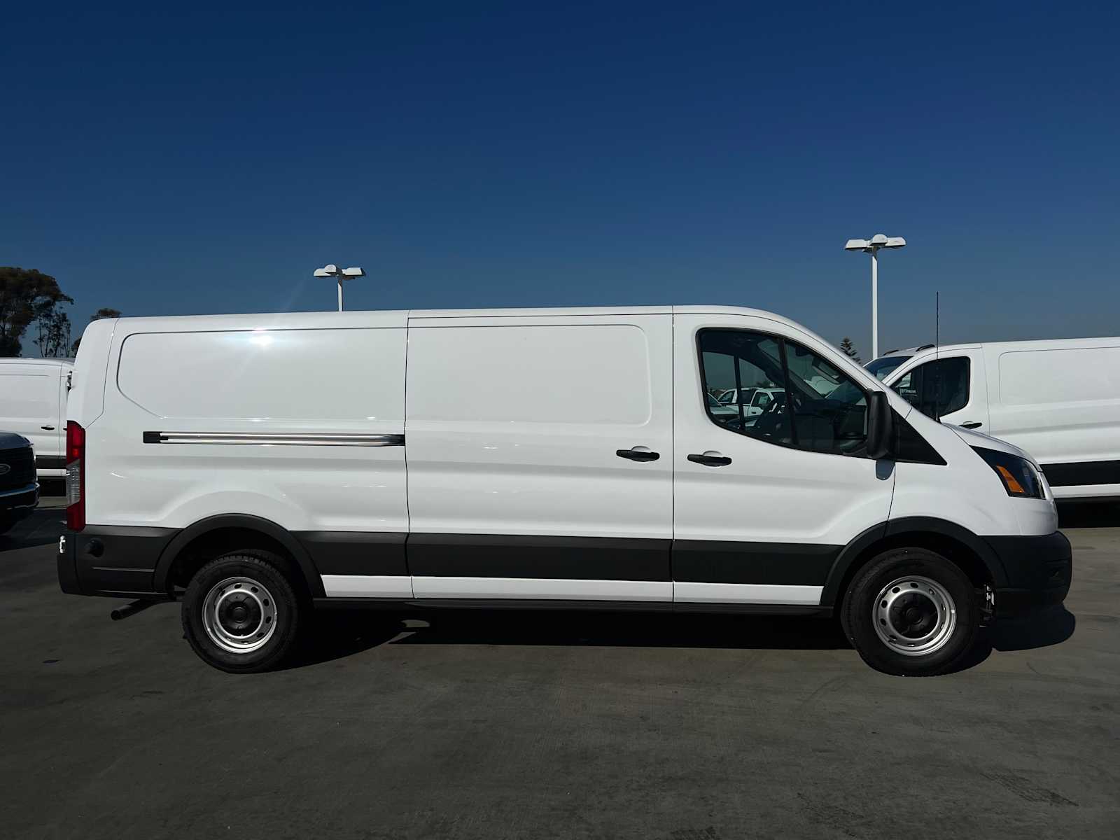 2025 Ford Transit 2025 Ford Transit
