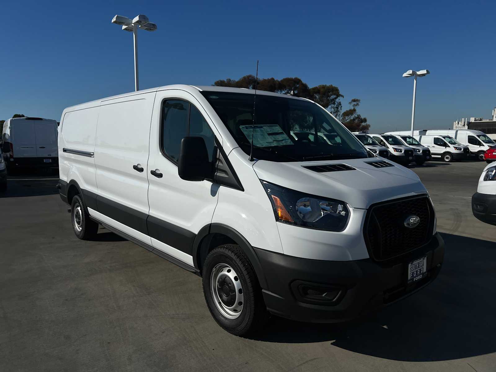 2025 Ford Transit 2025 Ford Transit