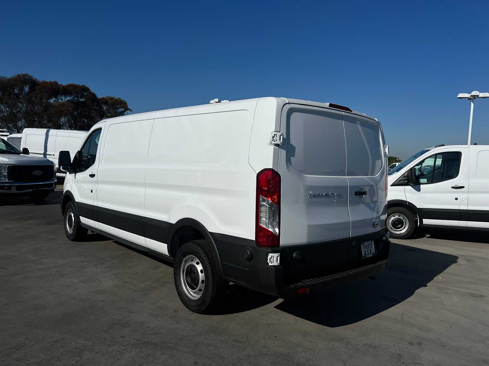 2025 Ford Transit 2025 Ford Transit