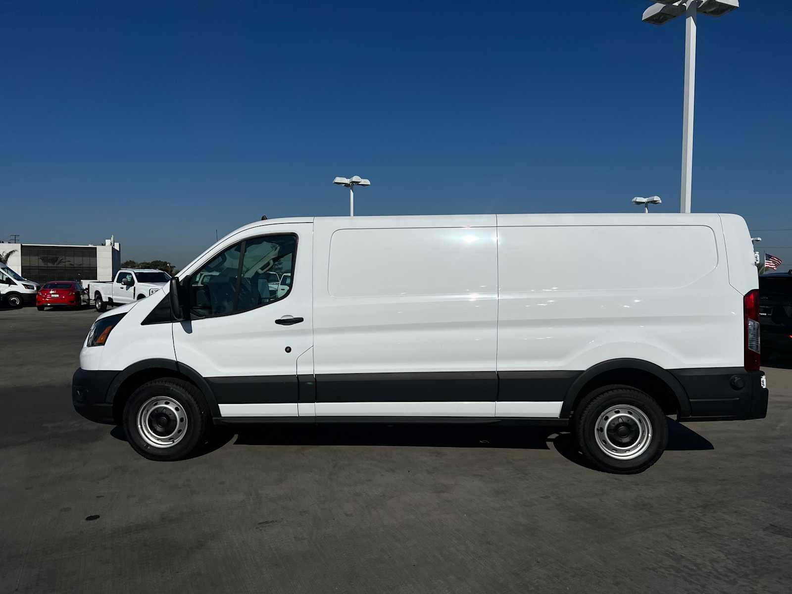 2025 Ford Transit 2025 Ford Transit