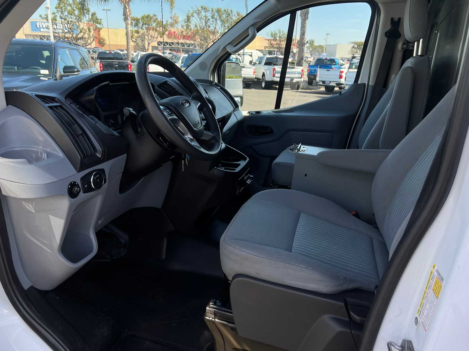 2017 Ford Transit T150