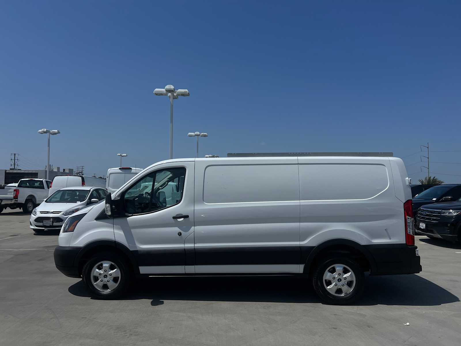 2019 Ford Transit 