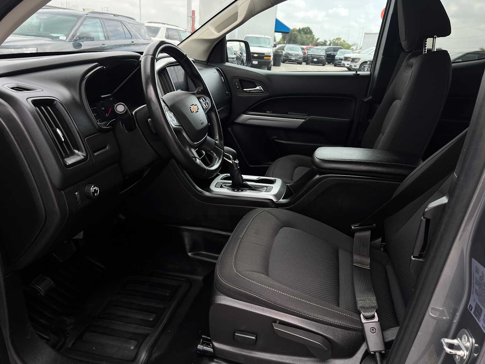 2022 Chevrolet Colorado 2WD LT