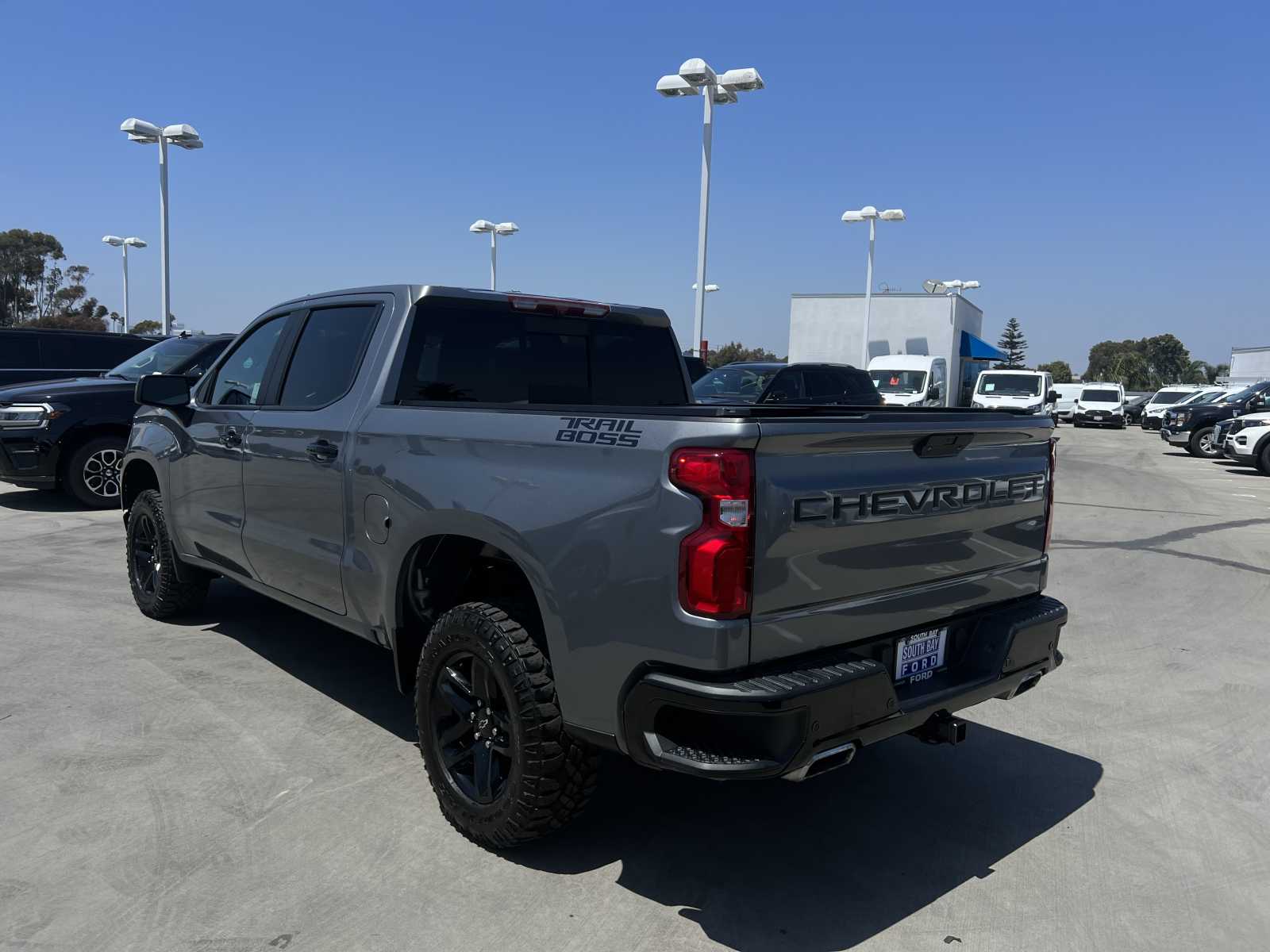 2020 Chevrolet Silverado 1500 LT Trail Boss 4WD Crew Cab 147