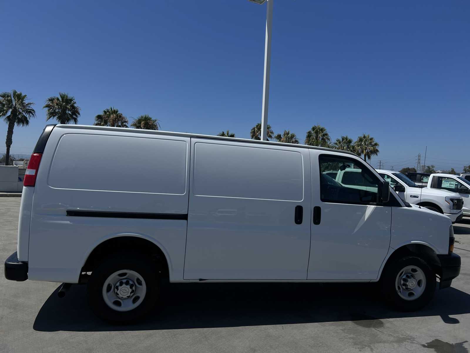 2019 Chevrolet Express CARGO