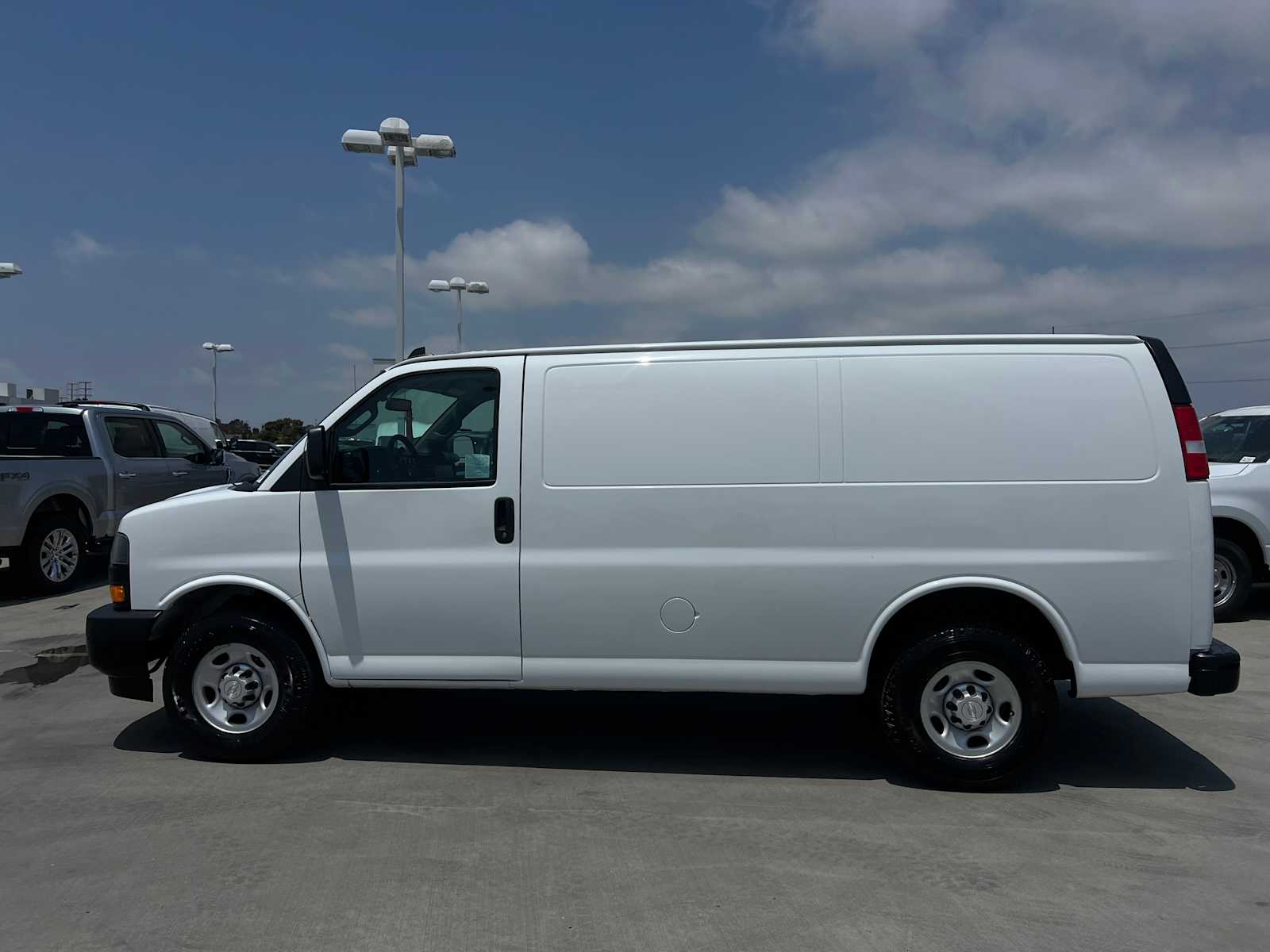 2020 Chevrolet Express 